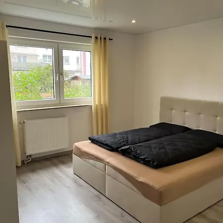4 - 120qm Apartment *